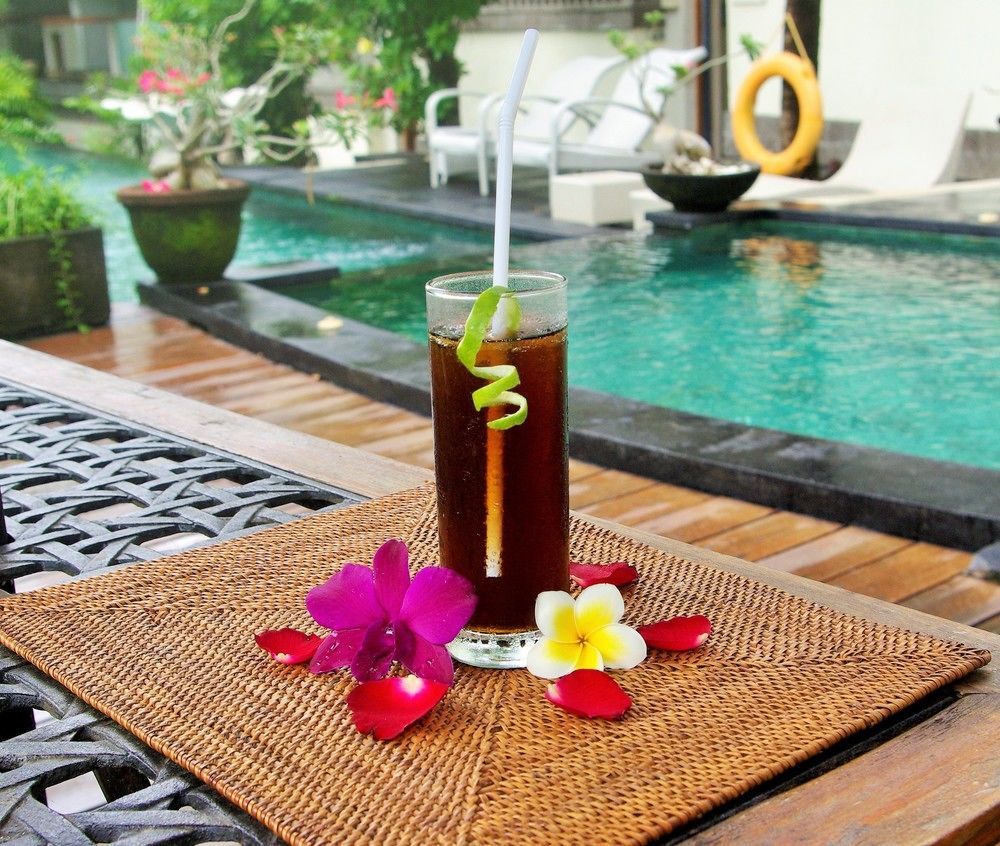 Marbella Pool Suites Seminyak Esterno foto