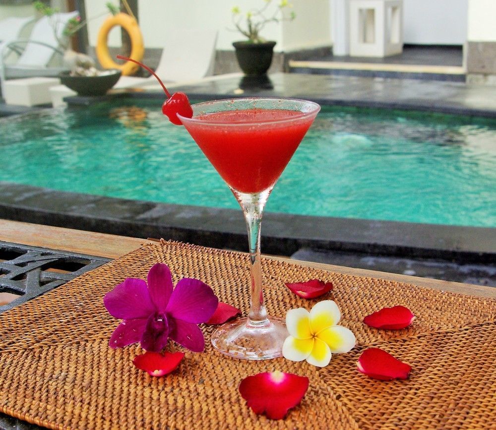 Marbella Pool Suites Seminyak Esterno foto