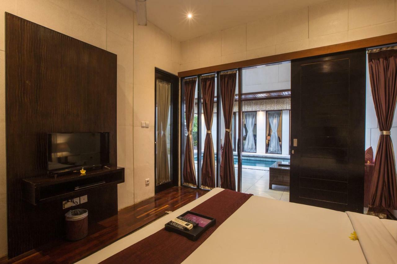 Marbella Pool Suites Seminyak Esterno foto