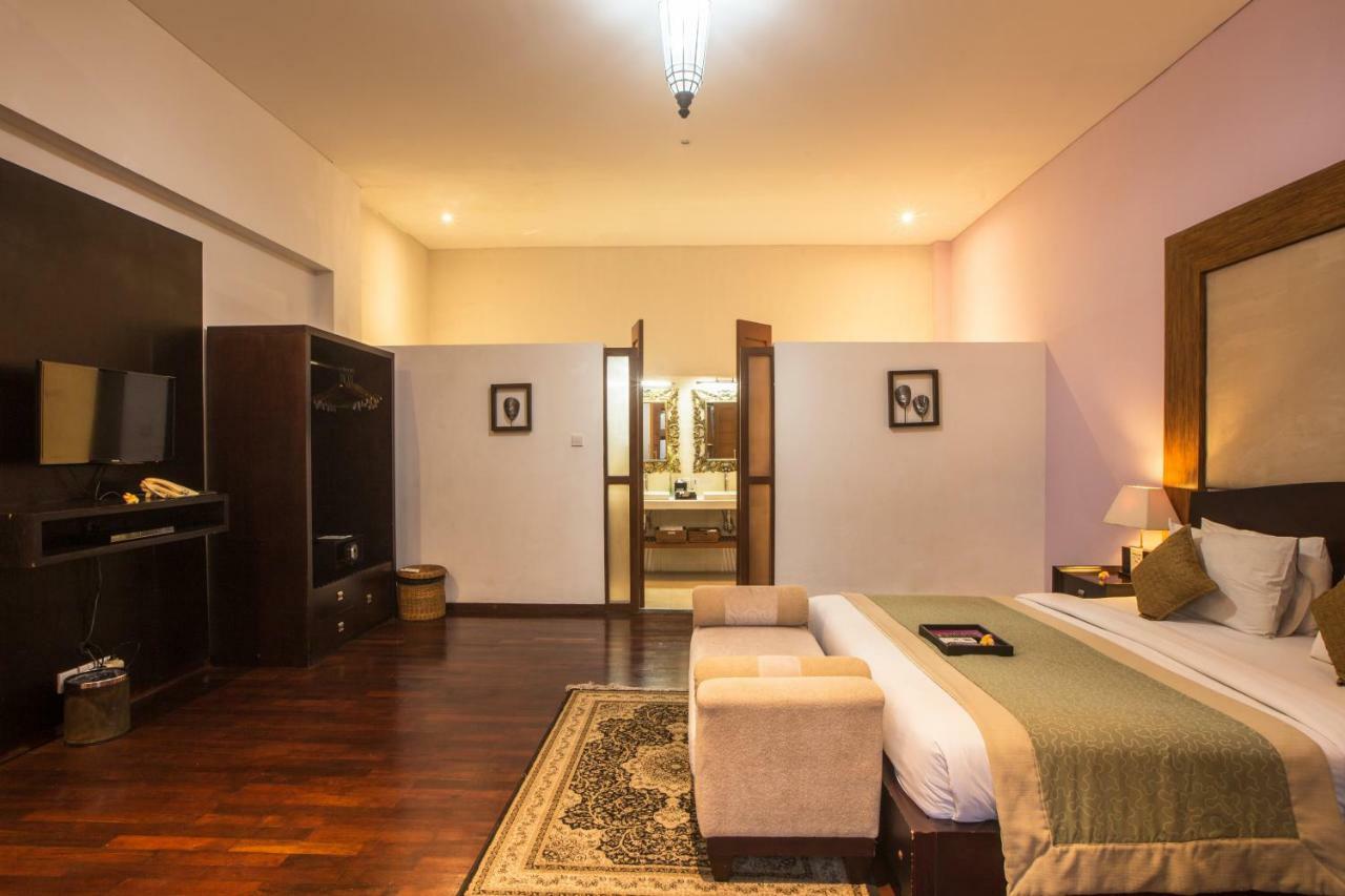 Marbella Pool Suites Seminyak Esterno foto