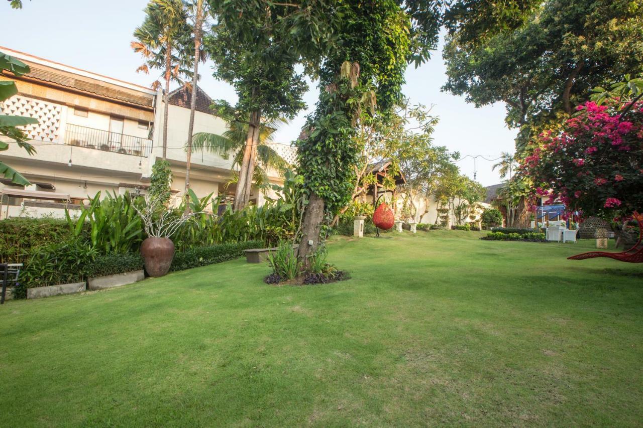 Marbella Pool Suites Seminyak Esterno foto
